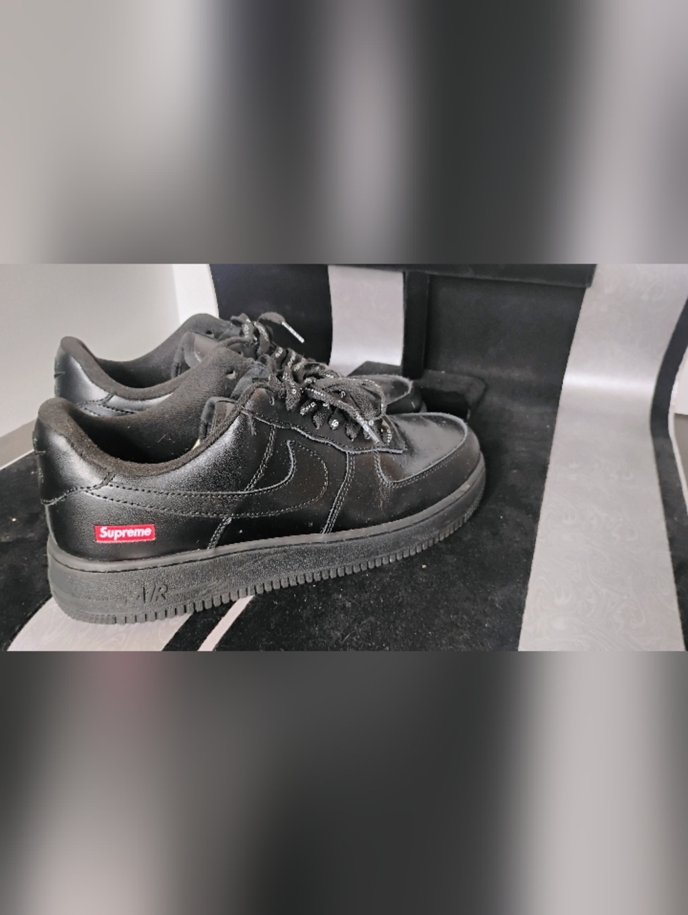 Nike Air Force 1 low x supreme box logo black CU9225-001 leather sneaker Size 10